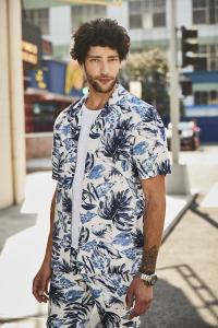 China 100% Linen Custom Hawaiian Shirts Blue Coolness Tropical Button Up Shirt factory