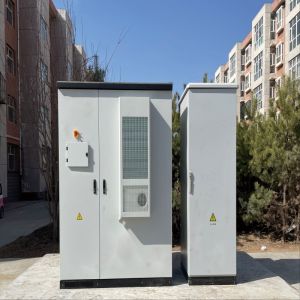 China Commercial and Industrial Off-Grid Energy Storage Cabinet With Lithium Ion Battery for Cross Front Electricity Supply on sale