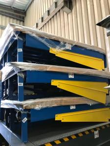 China Lip 450mm Hydraulic Dock Levelers Pit-Stype At Loading Bay factory