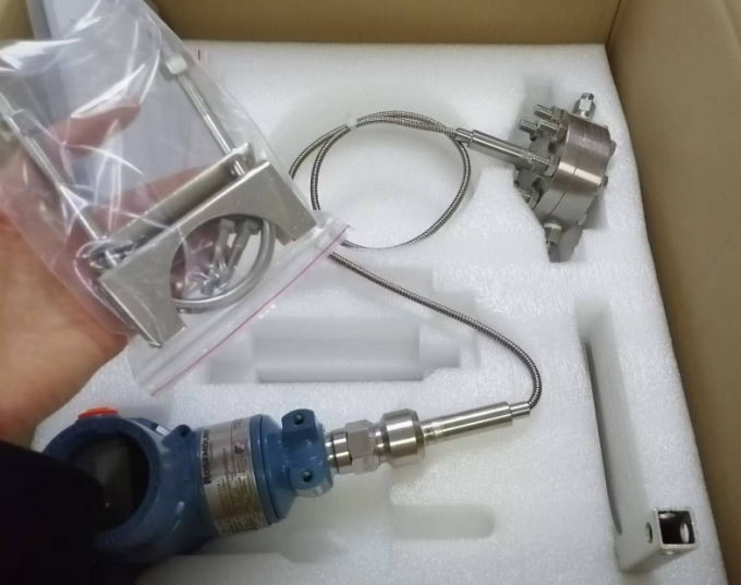 Rosemount 3051 Pressure Transmitter  Imported Original 3051CA1A02A1AB1H2L4M5 9