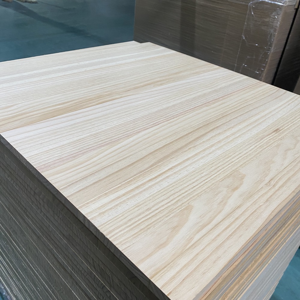 910 X 910mm Customized Size Pine Wood Board With Natural Texture