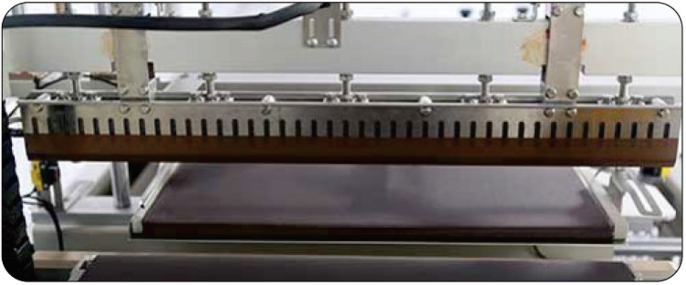 Automatic Coating Fully Automatic Edge Sealing Shrink Packaging Machine