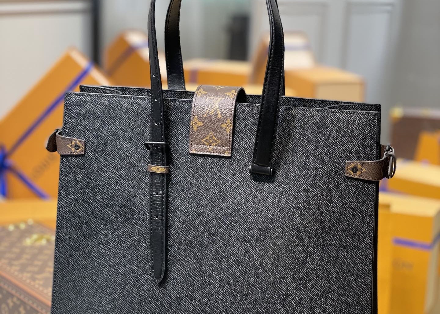 Black Mens Cross Pattern Genunie Cowhide Leather Handbag For Shopping