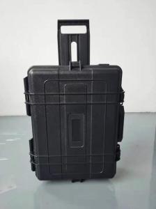 China Luggage Portable Fibre Laser Cleaner Machine For Rust 100W Pulsed factory