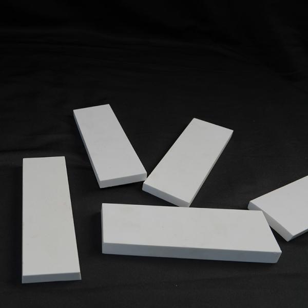 High Chemical Resistance Alumina Ceramic Tiles White Surfaces In Industrial