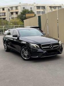 China Used Benz 2.0L Luxury Edition Benz ( Imported ) Medium And Large Middle Gasoline 2.0 Used Benz E300 4Matic Mercedes Benz E300 factory