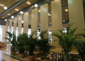 China Folding Acoustic Room Dividers , Banquet Hall Aluminium Partition Wall factory