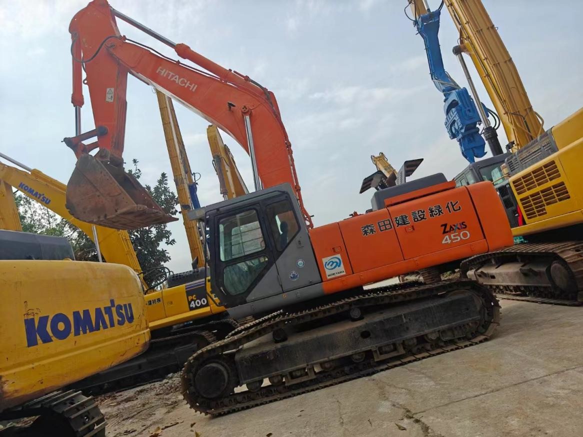 42ton Large Used Hitachi 450-6 Excavators With Bucket Capacity 2.7m³