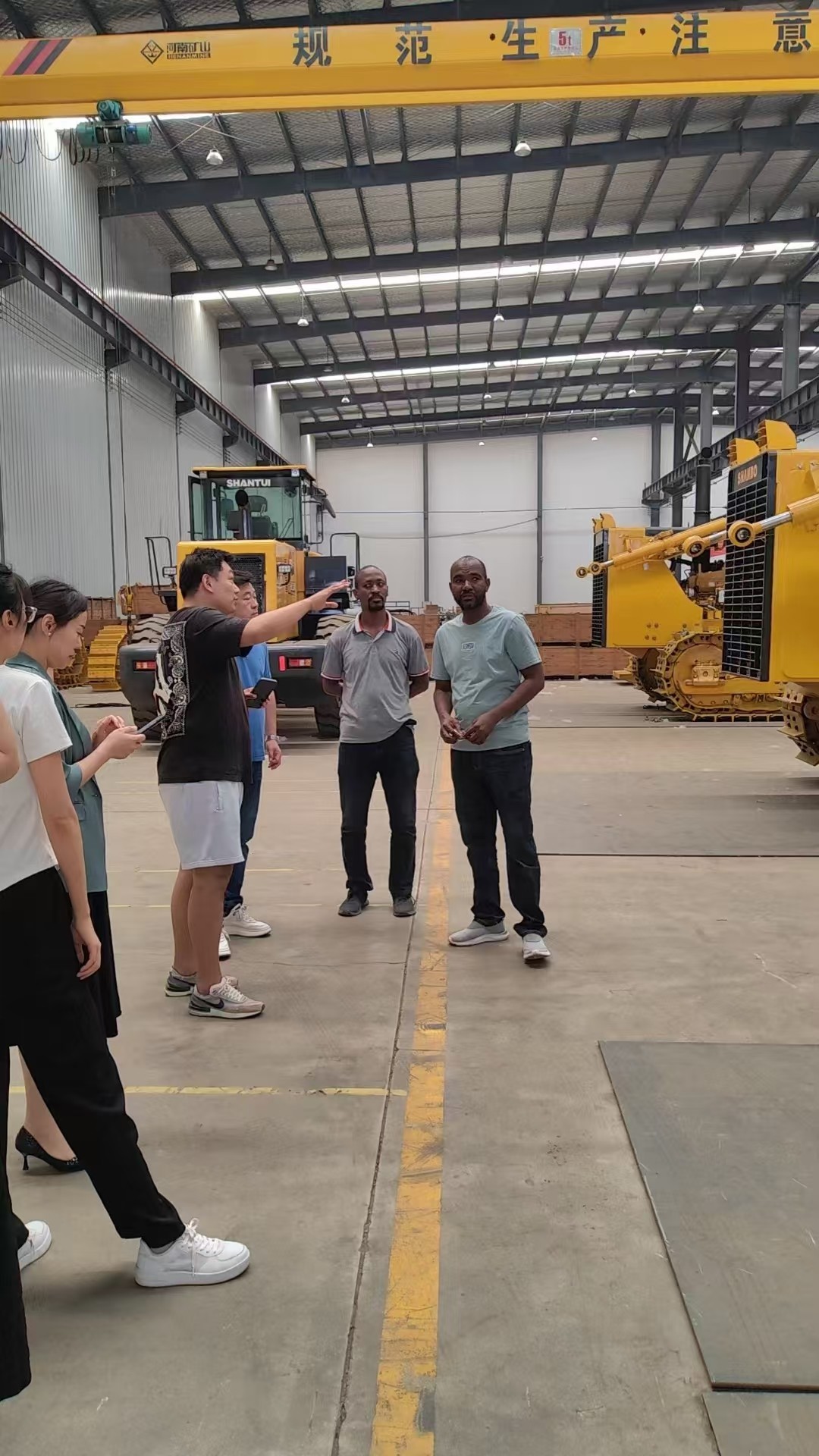 Crawler-Type Shantui SD32 Bulldozer , 20 Ton Bulldozer , 40 Ton Bulldozer