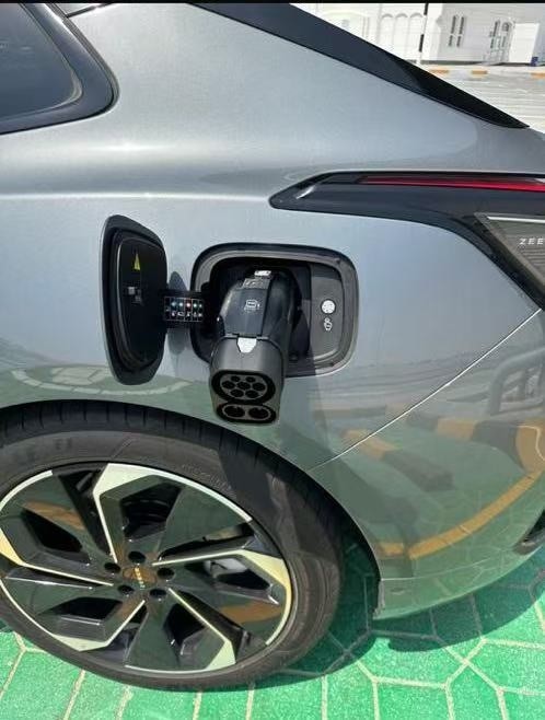 CCS2 To CCS1 Tesla EV Charging Adapter , Tesla Charging Connector Waterproof