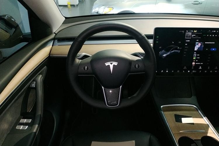 Chinese New Energy Vehicle High Speed 4 Wheel Electric Car New Car