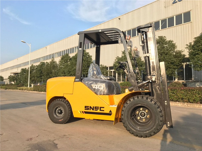 New Diesel Engine Fork Lift 4.0 Ton Forklift Truck