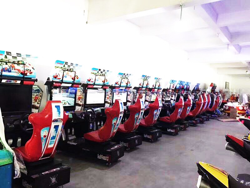 Reliable 32LCD Video Arcade Race Car Machine Simulator For Game Zone