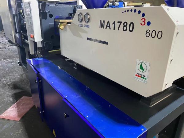 Haisong 178 Ton PVC Injection Molding Machine Multi Stage Precise Temperature