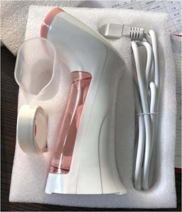 Get Wrinkle-Free Clothes Anywhere with Our Portable Handheld Standing Garment Steamer
