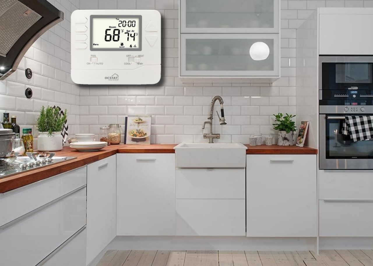 White Color Household Multi Stage Heat Pump Thermostat With CE RoHS Standard