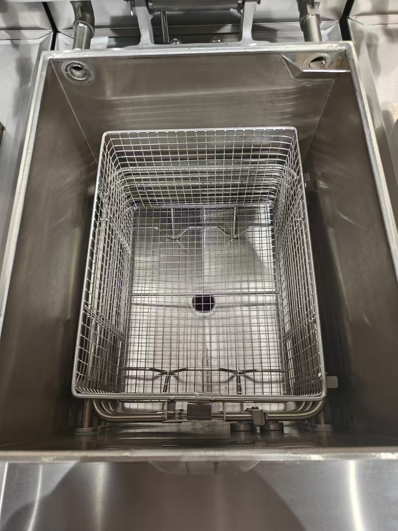 Electric Mechanical Panel 25L Without Oil Filtration Chicken Pressure Fryer
