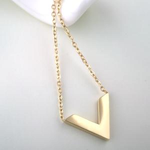 China Fashion Pendant Stainless Steel Jewelry Necklace， V sharp necklace with gold color factory
