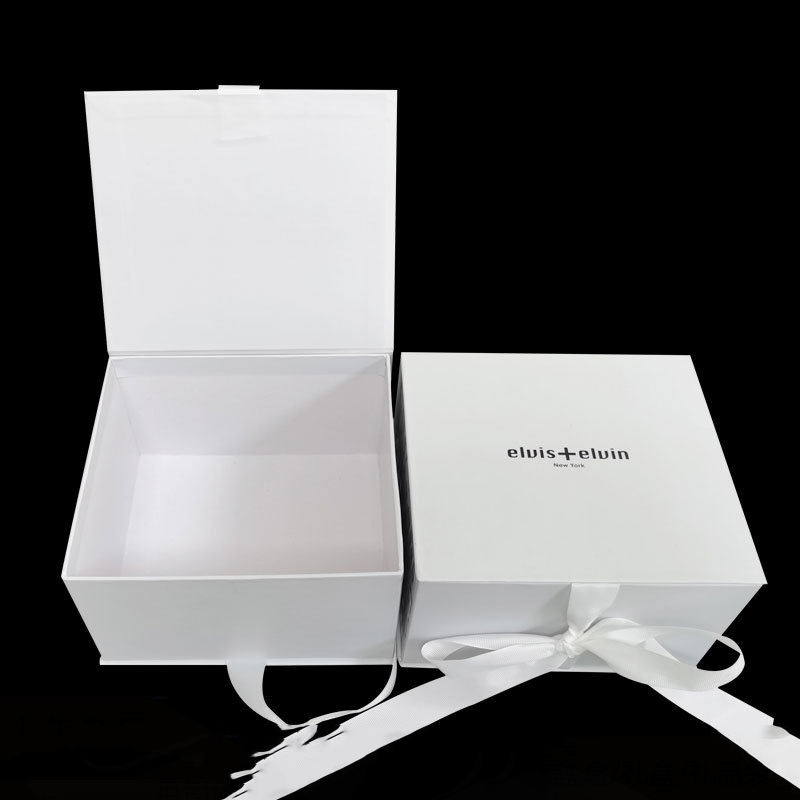 Square Custom Logo Luxury Foldable White Cardboard Gift Packaging Paper Box With Ribbon