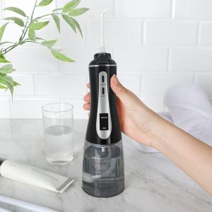 China RoHS 150PSI Cordless Water Flosser Battery Powered Leakproof With LED Display factory