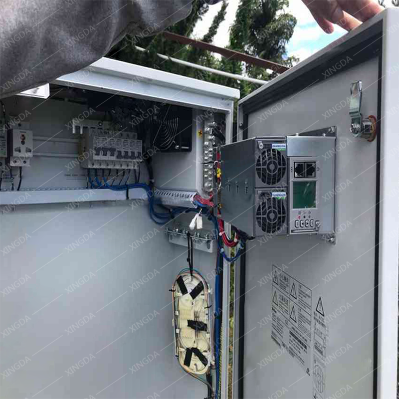 IP55/IP45/IP44 5G Outdoor Server Rack Cabinet Wall Mounted Telecom Cabinet 80~300Vac