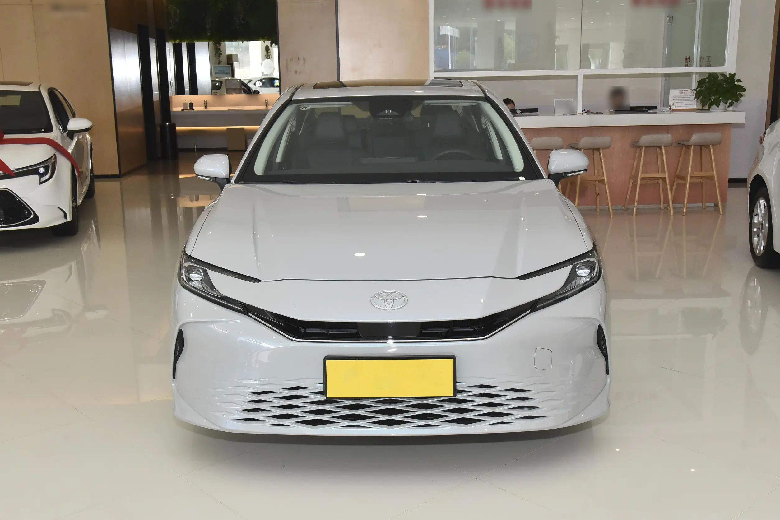 2024 Toyota Camry Sedan Elite Edition High Speed Gasoline Car 4-door 5-seater Body Structure