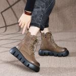 HZM039 Leather Hint Boots Female Ultra-Light Bottom Layer Leather Martin Boots