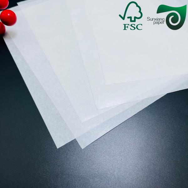 FSC 40gsm 50gsm Jumbo Roll Grease Proof Paper With Easy Slip Property Kit Sizes