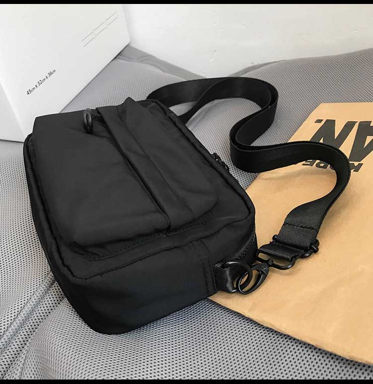 Waterproof Durable Nylon Unisex Fashion Cross Body Sling Bag for Teenager Solid Color
