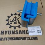Hyunsang Parts Engine Mount Rubber 4410044 4633498 4471137 4489272 for 270C LC