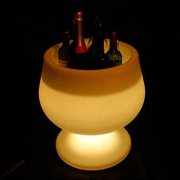 Wine Plastic LED Ice Bucket Flashing Rechargeable For Outdoor