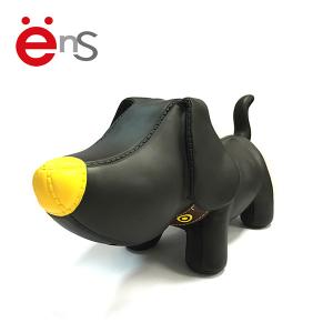 China Black Dog Plastic Piggy Bank Toy Non Phthalate Pvc ABS Pu Material factory