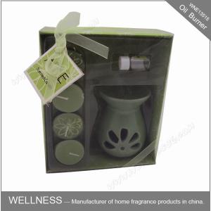 Sweet Smelling Ceramic Scented Oil Burner With Small Candle In The Box