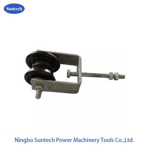 China Ceramic Shackle Transmission Line Insulator With Bolt 400V factory