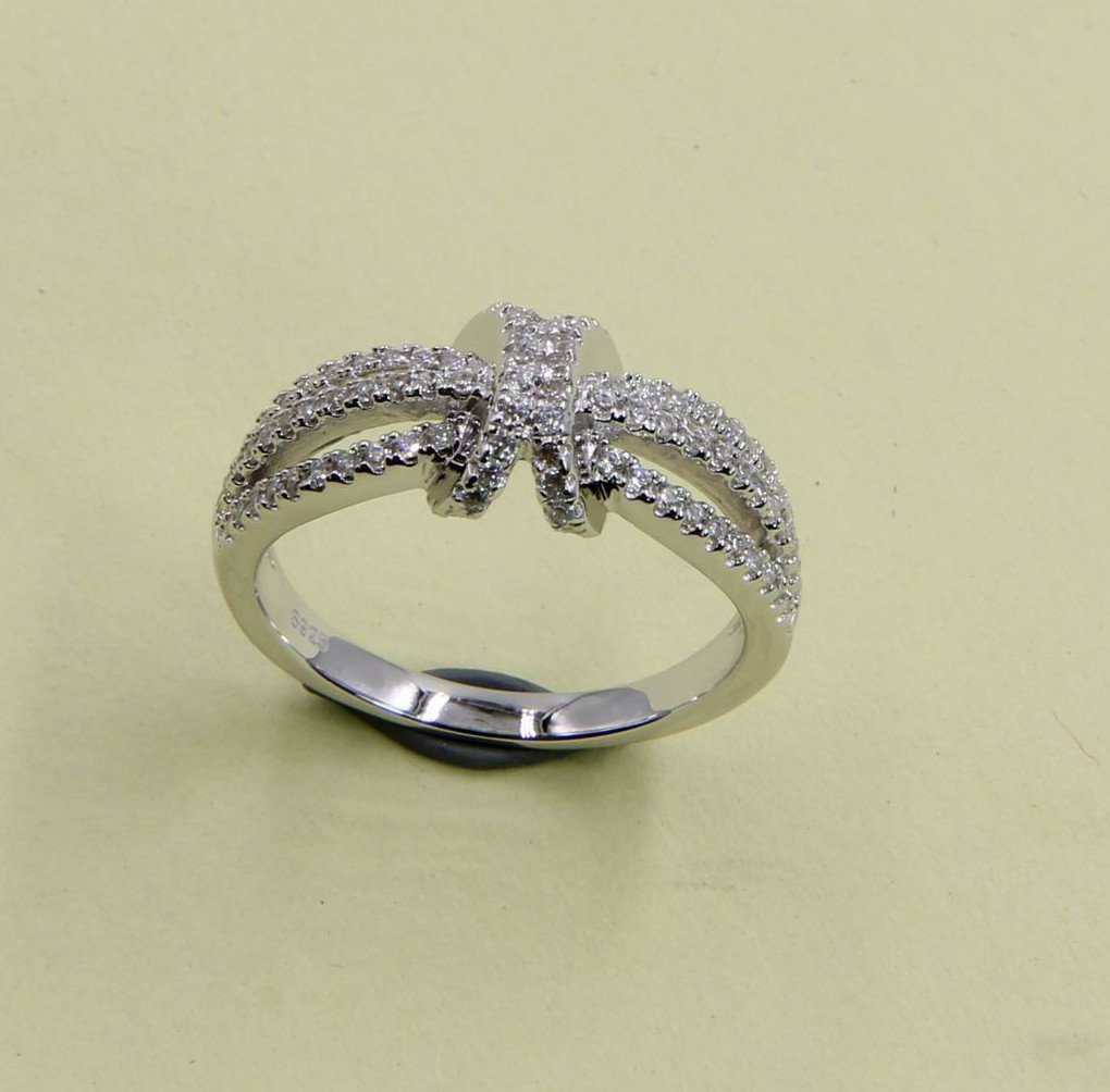 Pave Prong Heart Shape Wedding Band Ring 925 Silver CZ Eternity Band Rings Size 5-10 Sterling Silver Spoon Rings