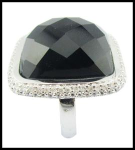 China 925 Sterling Silver Rings With Black Agate Gemstones Silver Gemstone Rings Sterling Silver Love Ring factory