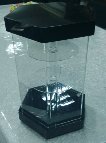 Hexagonal 3 Tiers Clear Turning Acrylic Watch Display Stand with Locking Case