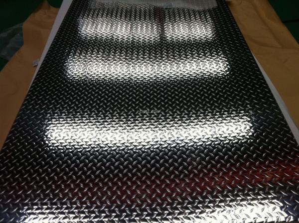 Silver 6mm Aluminium Checker Plate 3004 Diamond Tread Aluminum Sheet
