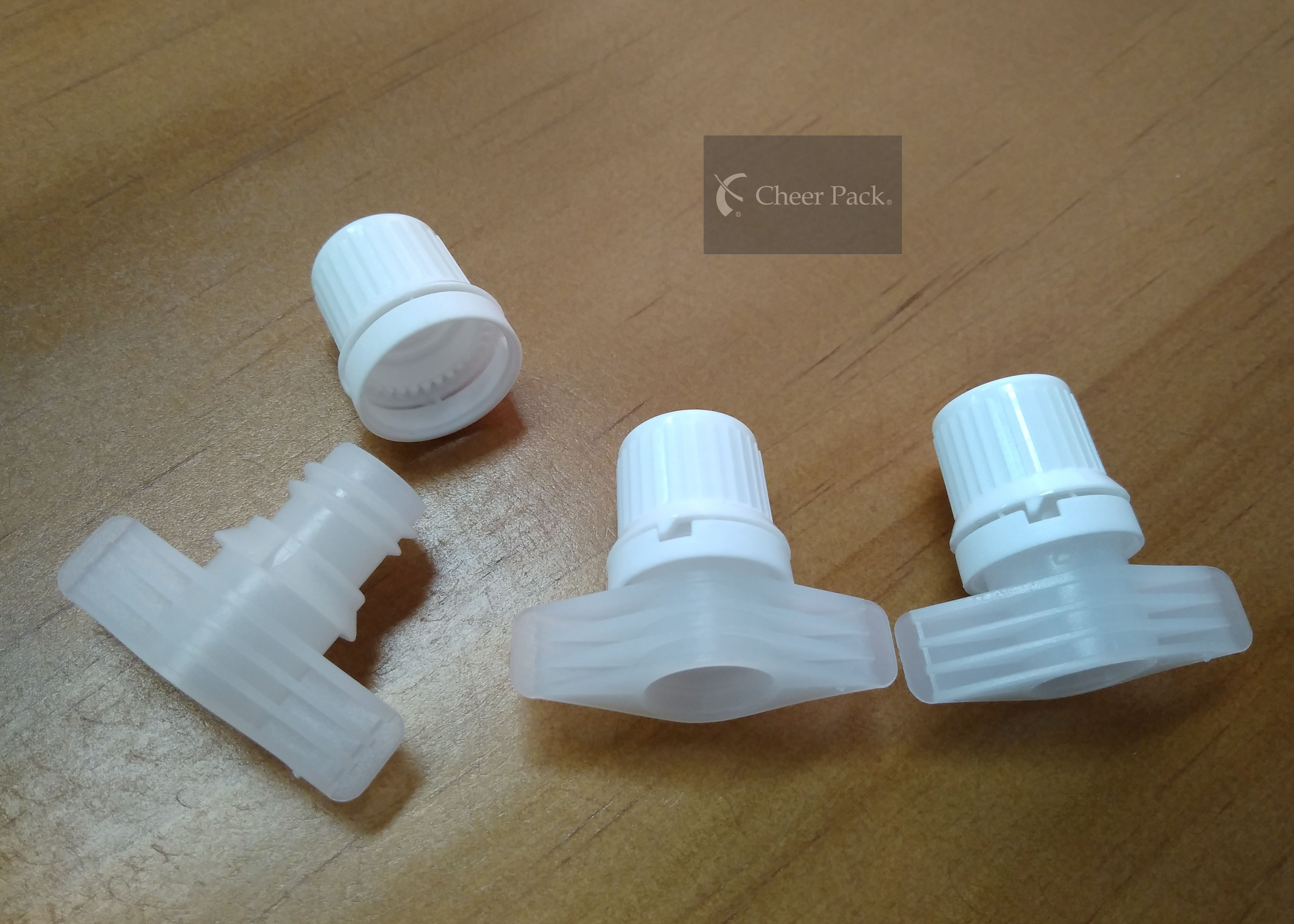 Dia 0.96 Centimeter Baby Food Pouch Tops For Stand Up Doypack Packing