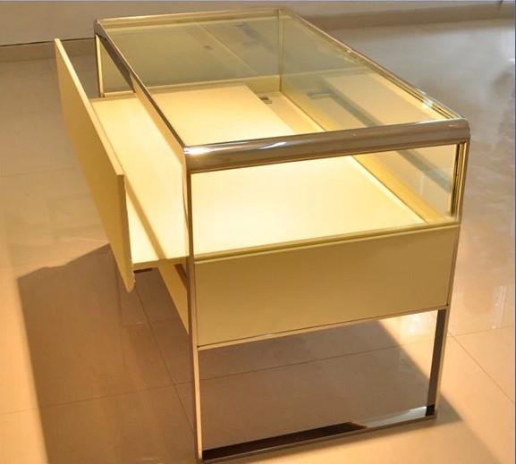 China Fashion Luxury Jewelry Display Table , Durable Metal Glass Display Showcase factory