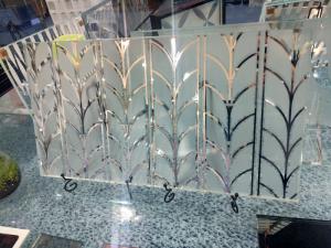 China 12mm Chrome Plated Glass factory