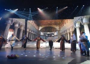 China Pitch 3.91mm Advertising Stage LED Screen Full Color &gt;100000 Hours Life Span factory