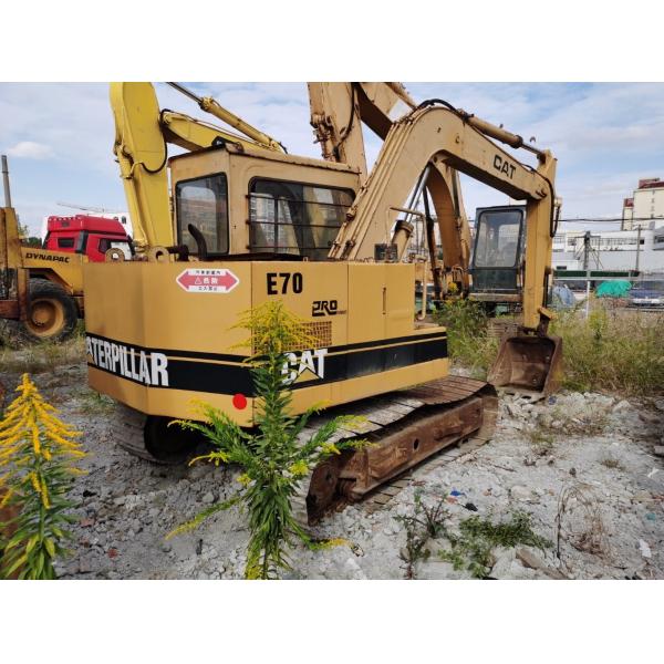China                  Cheap Good Condition Japan Original Cat Crawler E70 Used Excavator in Shanghai on Promotion.              factory