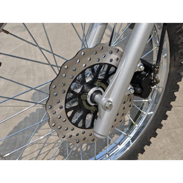 150cc Four Stroke Off Road Bikes With Rear Drum Brake And Inverted Shock Absorbers