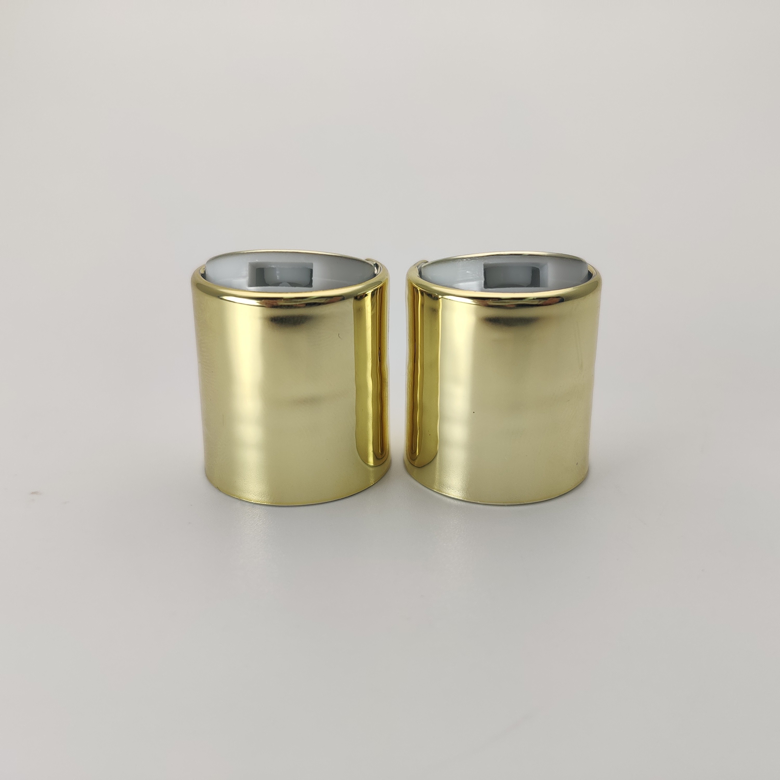 Electroplated Golden PP 20mm Disc Top Cap For Plastic Bottle