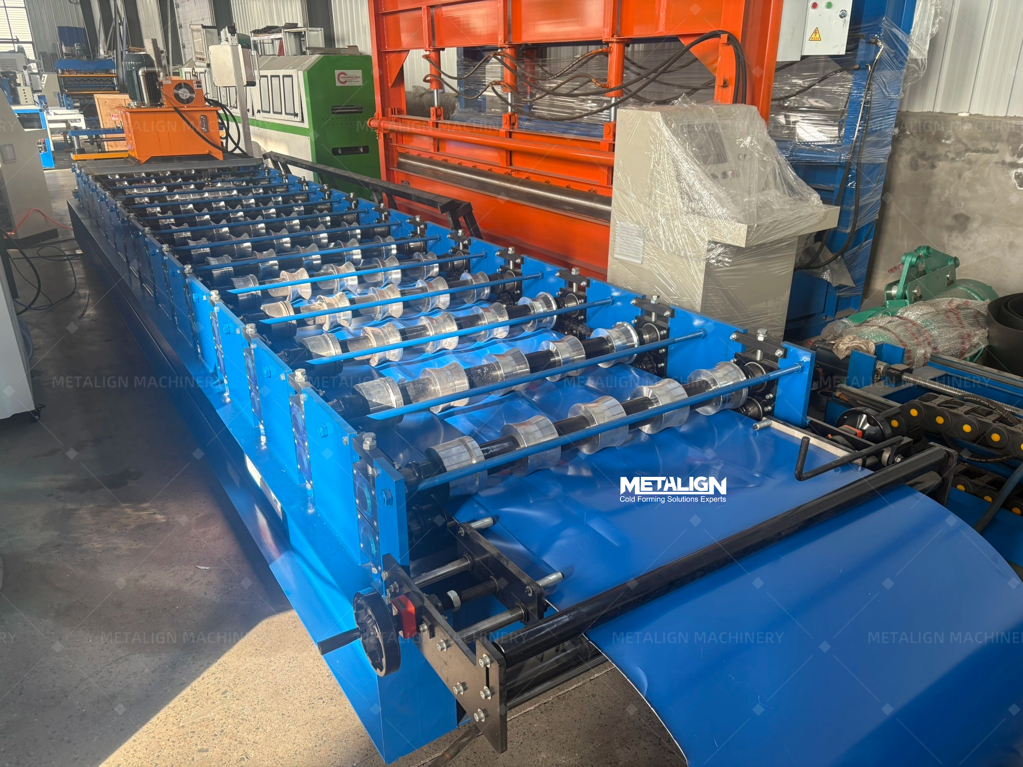 High Precision Shutter Door Roll Forming Machine with 12 Forming Stations and 5.5Kw Motor Power