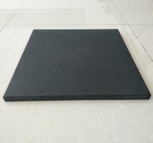 China SBR Rubber Square Gym Mats For Garage Sound Absorbing Recyclable factory