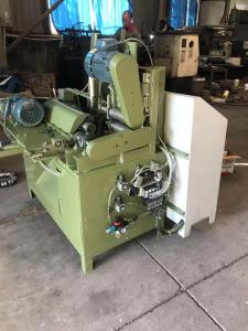 China Ellipse / Square Shape Wood Hammer Handle Making Machine 2.2kw factory