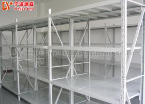 China Heavy Duty Stacking Rack System , Warehouse Metal Storage Rack Shelf factory