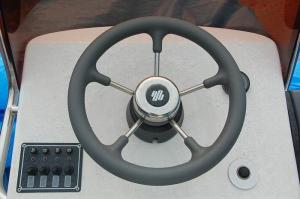 China Sailboat Steering System Stainless Boat Steering Wheel For Exciting Driving factory